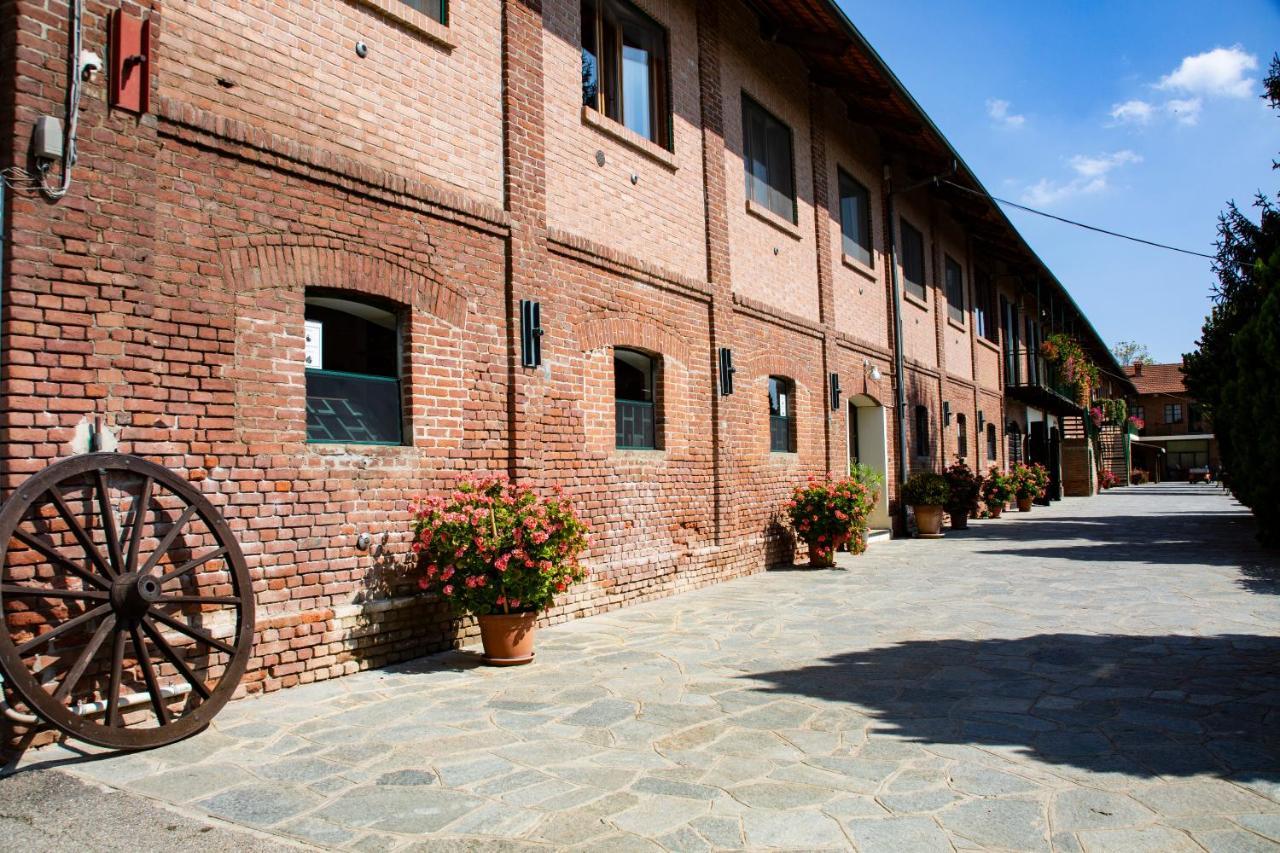 Agriturismo La Margherita Карманьола Экстерьер фото